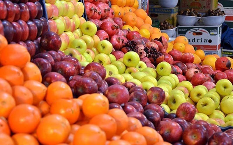 میوه‌های تنظیم بازاری دولت گران و بی کیفیت هستند