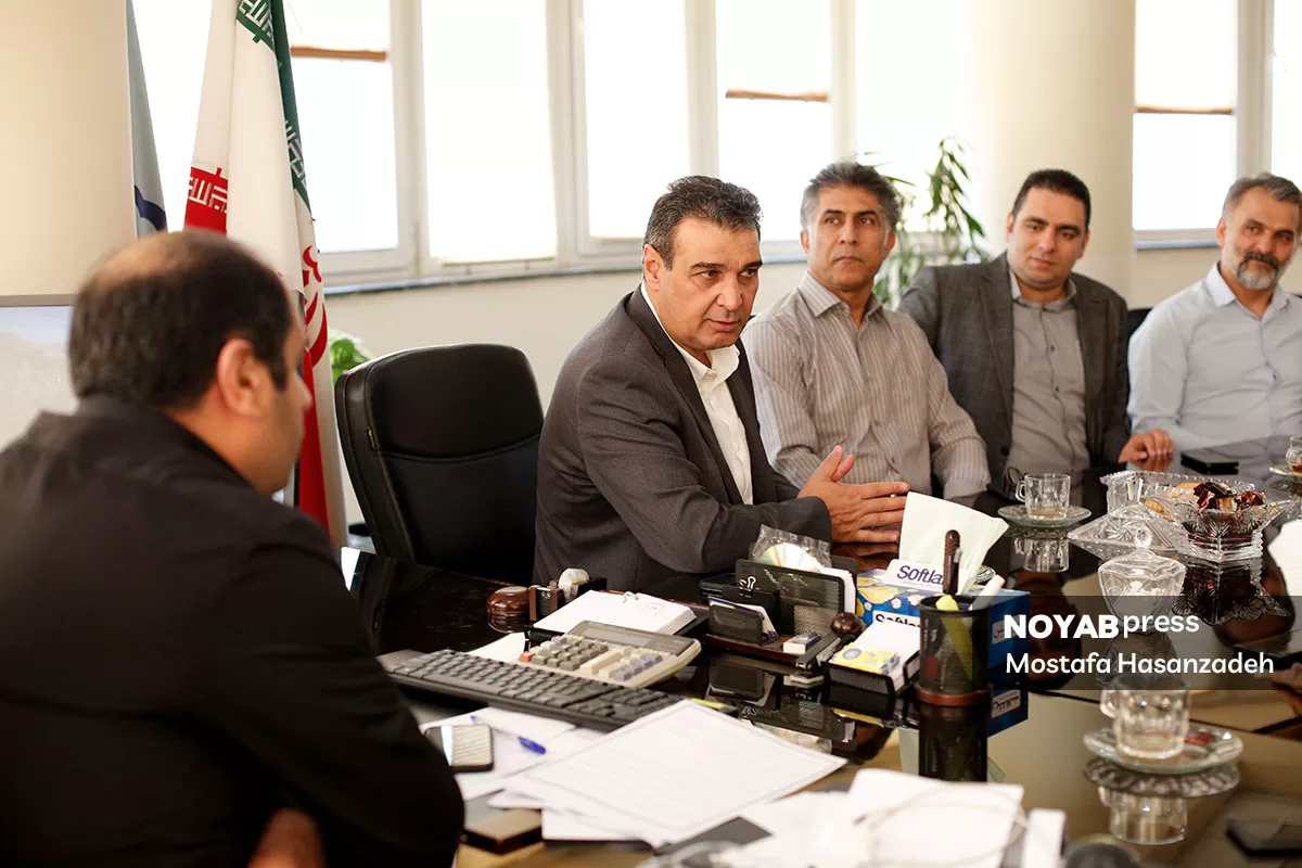 20A0834-jpg نشست انجمن انبوه سازان گلستان با شهردار منطقه یک گرگان