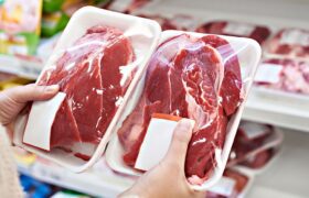 عرضه گسترده گوشت قرمز در بازار برای شب عید و ماه رمضان/ هیچ کمبودی نداریم