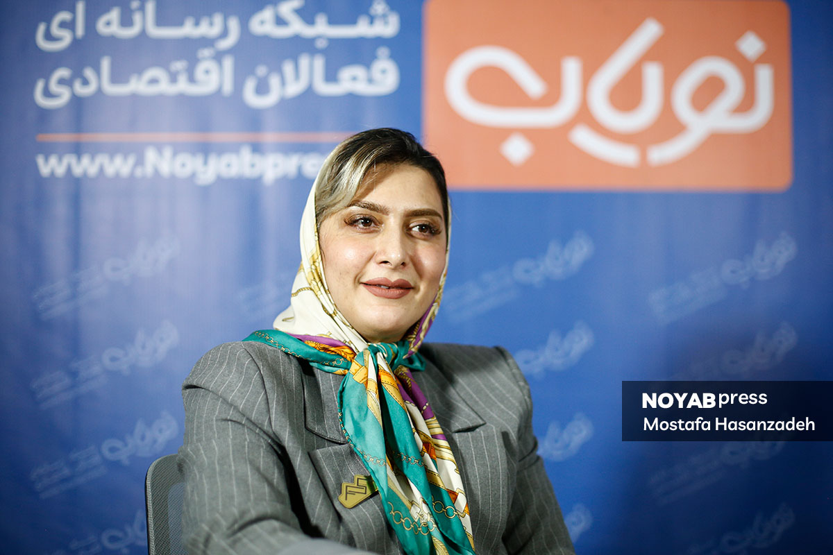 حدیثه پاکنهاد