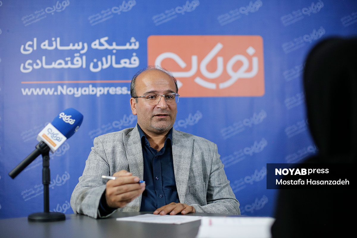 ابوالفضل پاکدامن مدیر عامل گروه تولیدی پویا کیسه(پاک بافت)