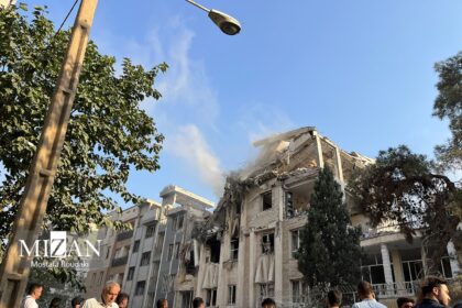 ساختمان آسیب دیده