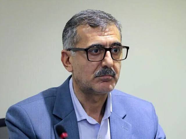  علی‌اکبر الوندیان - دبیر انجمن صنفی صنعت سیمان ایران